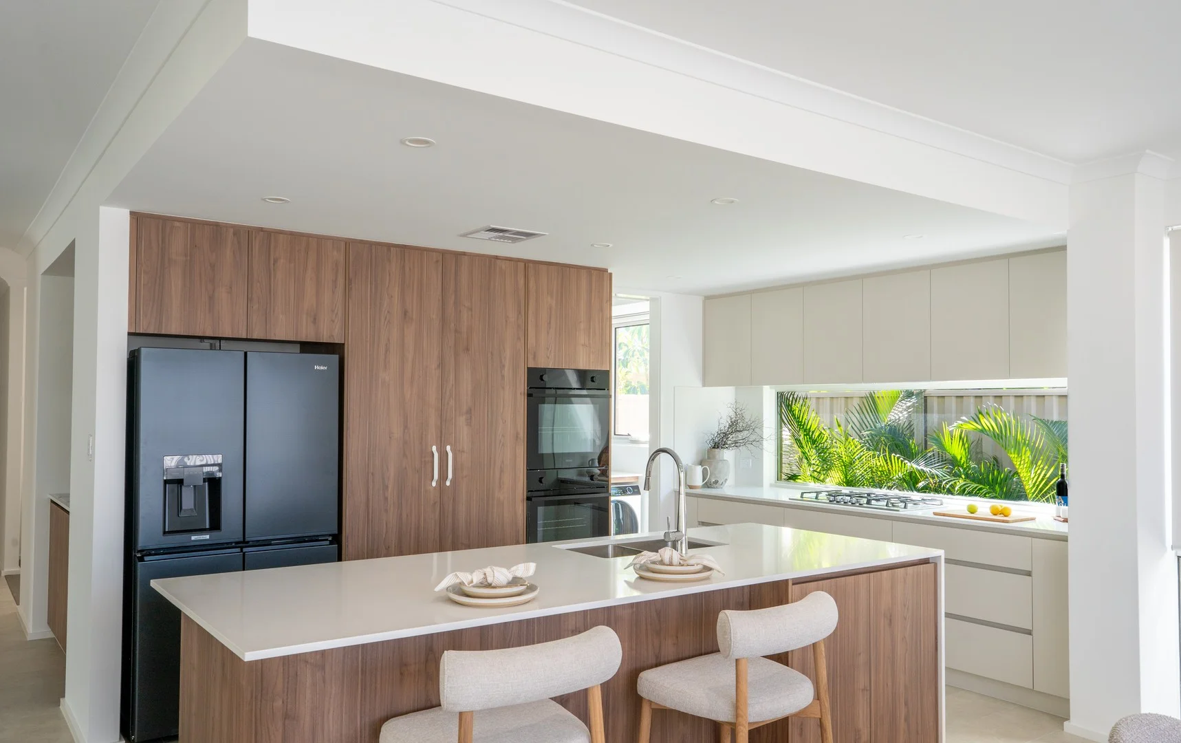 Status Residential